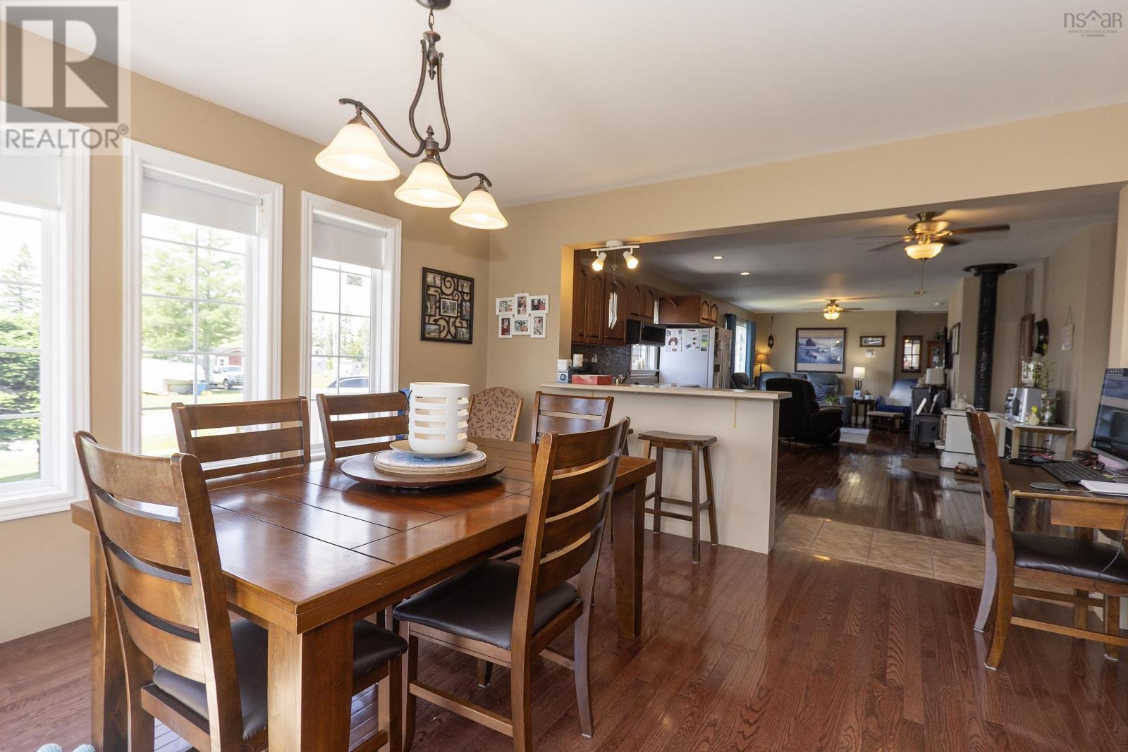 28 Jackson Point Road - 22