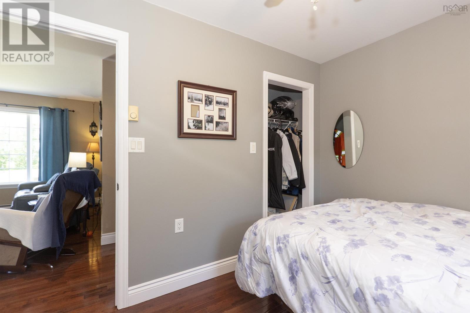 28 Jackson Point Road - 28