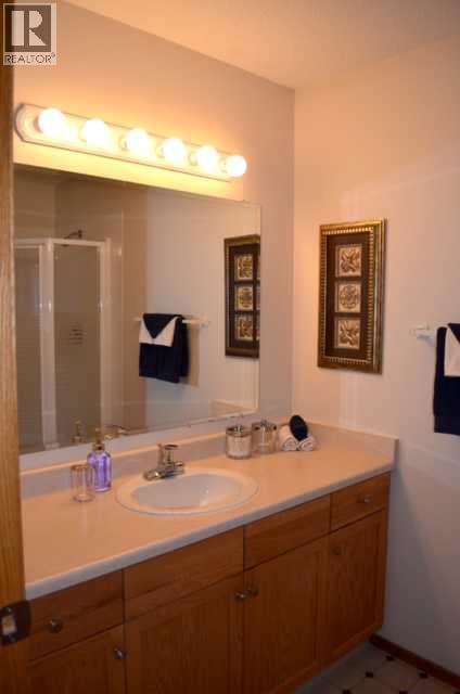 10309 74 Avenue - 8