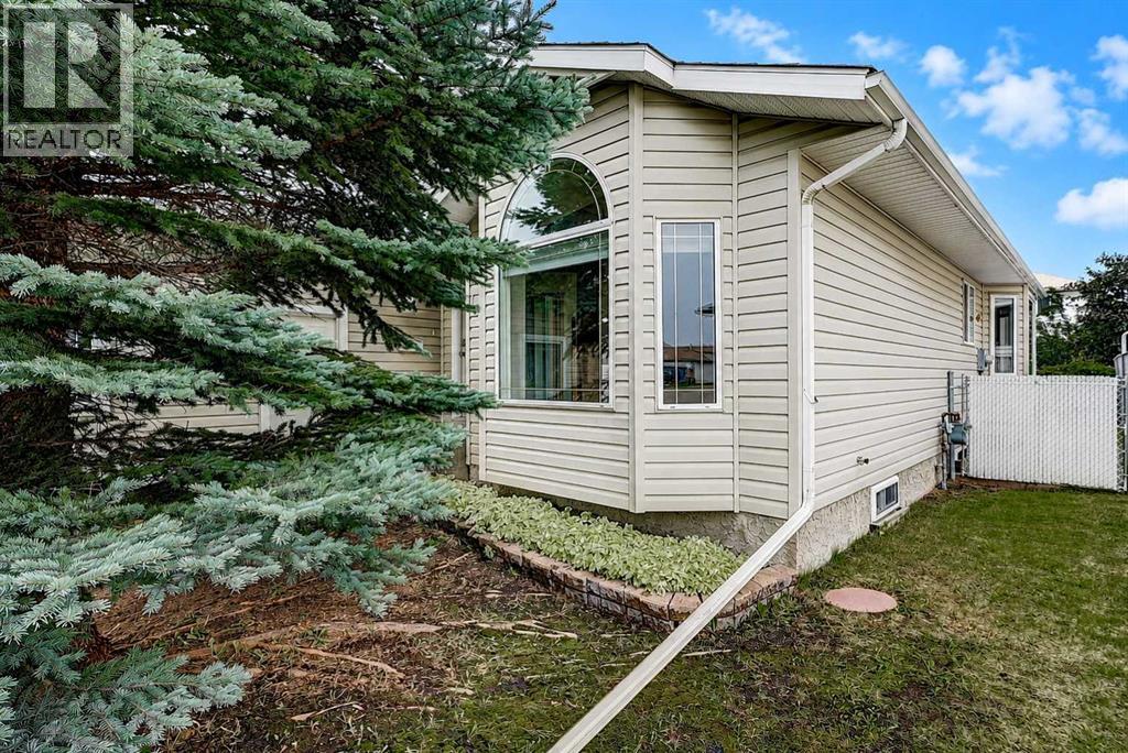 10309 74 Avenue - 40
