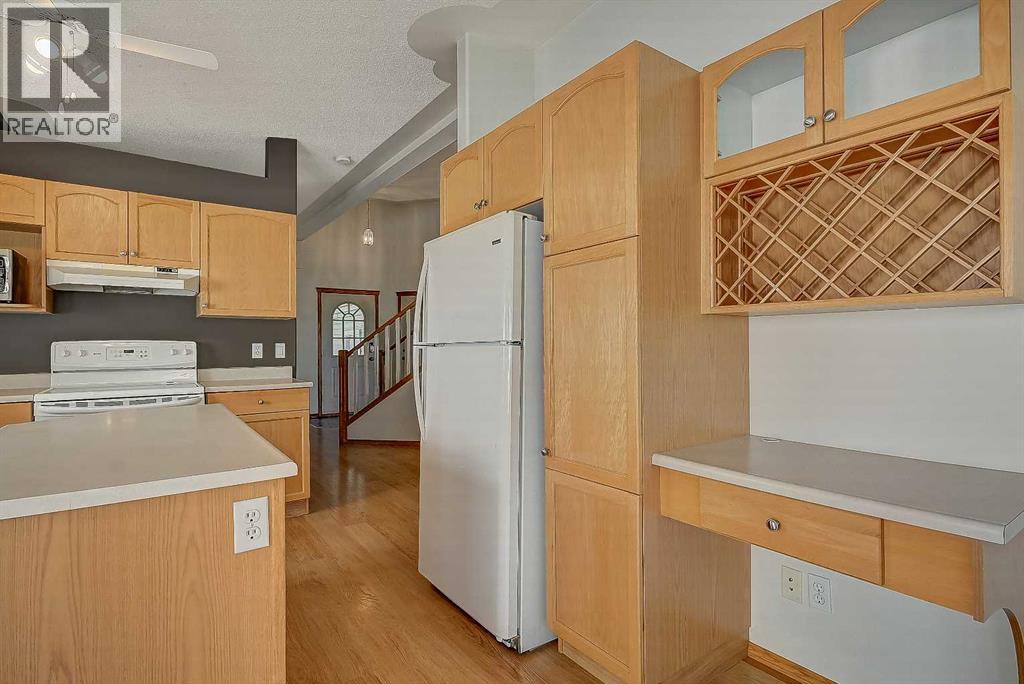 10309 74 Avenue - 12