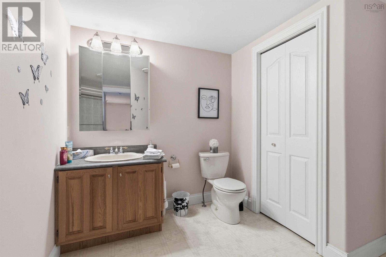 51 Parklyn Court - Image 26
