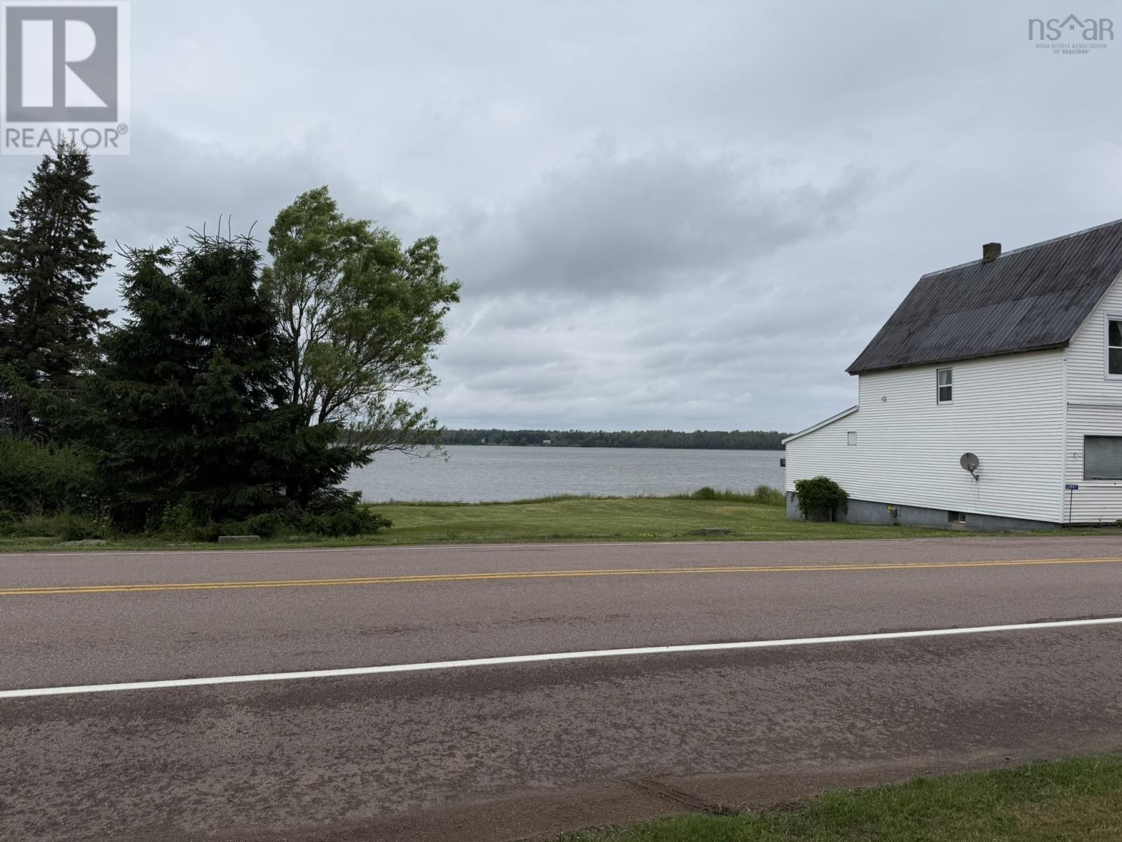13886 Highway 6 - 29