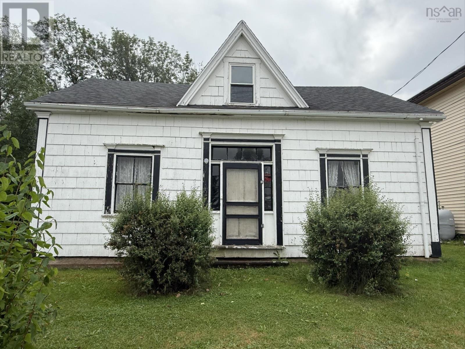 13886 Highway 6 - Image 35