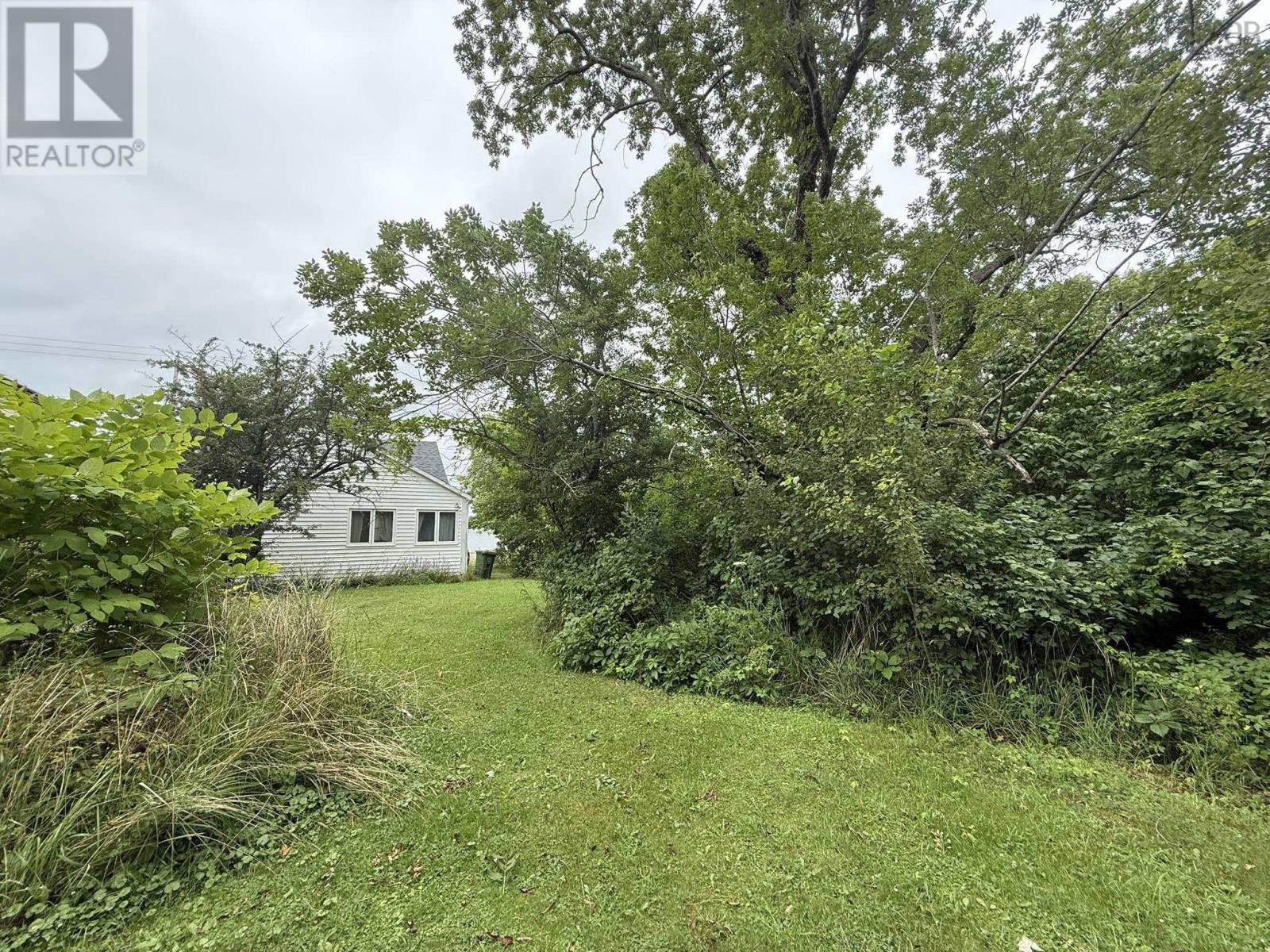 13886 Highway 6 - 39