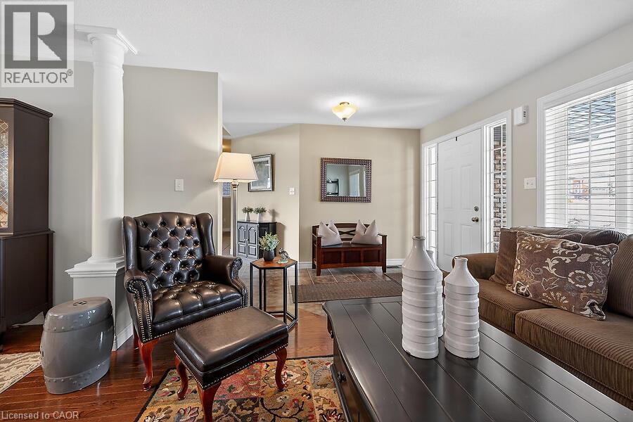 25 SOUTHWOOD Crescent - 10