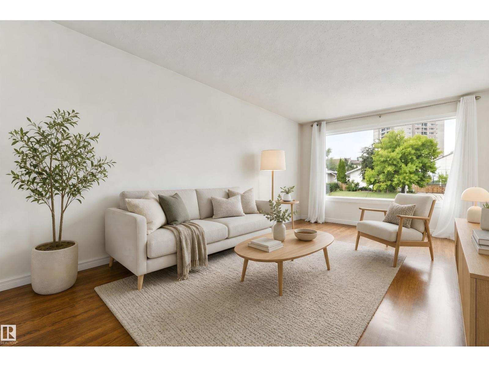 8709 164A ST NW - 2