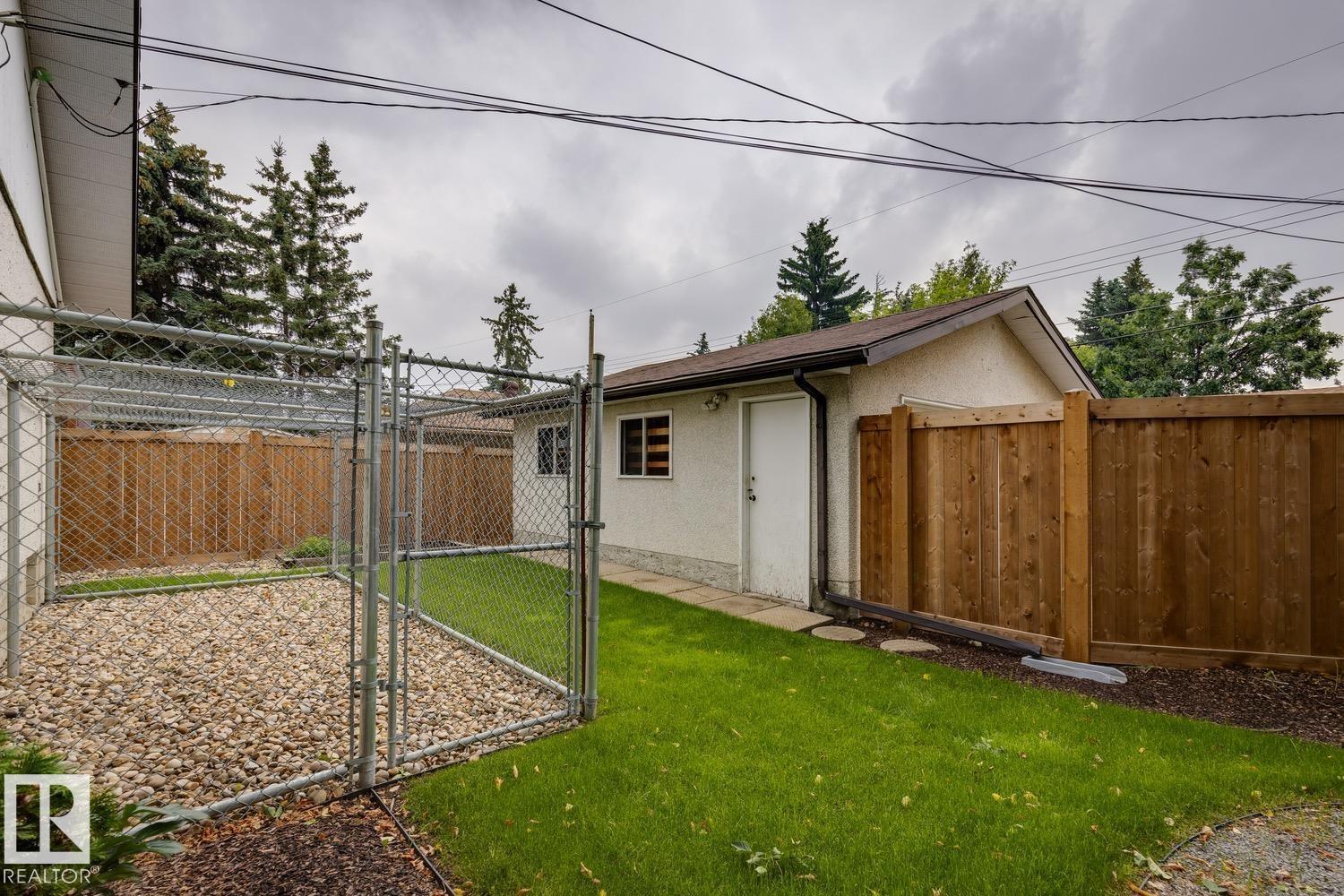 8709 164A ST NW - 41