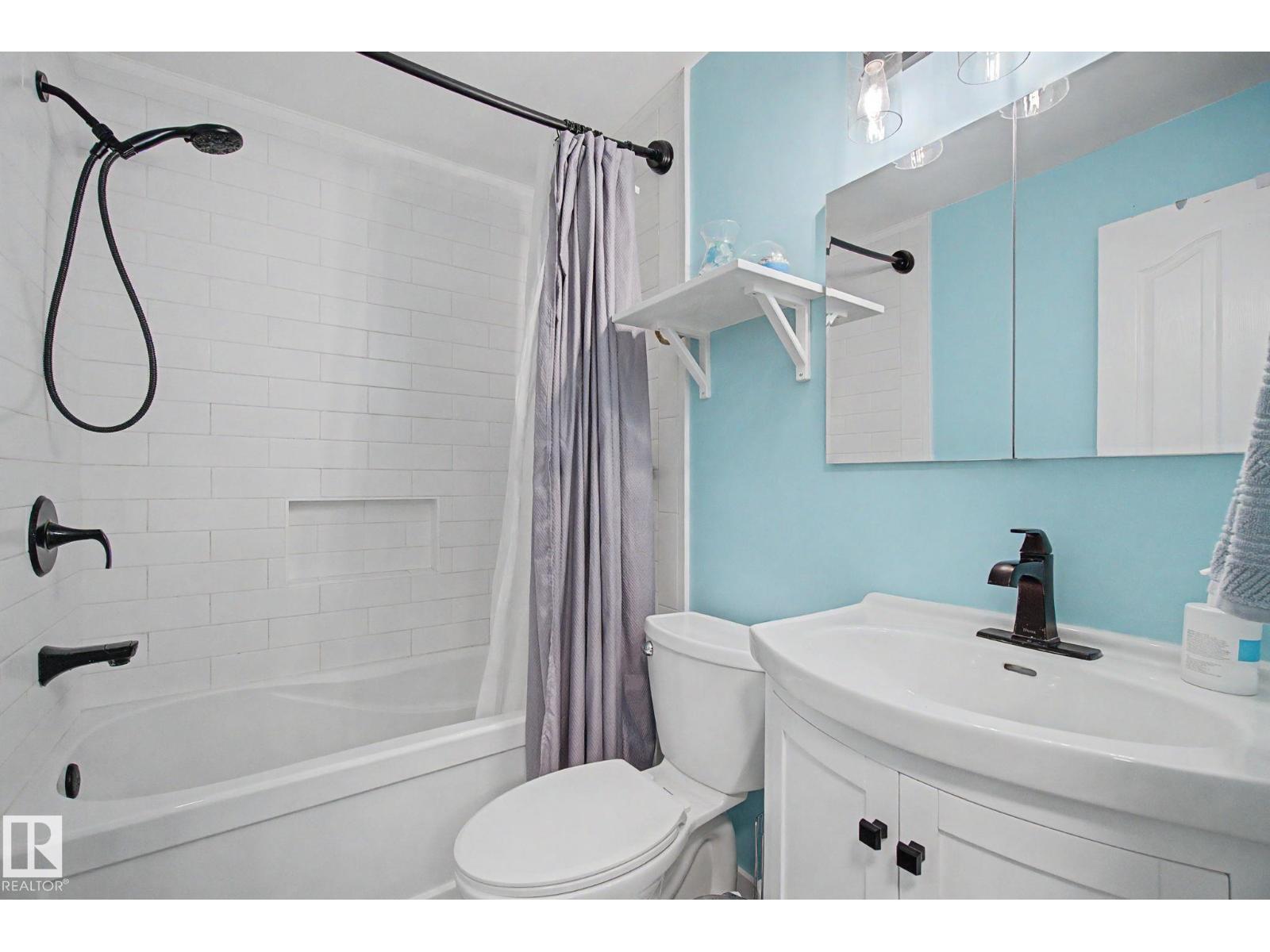 3706 41 AV NW - 23