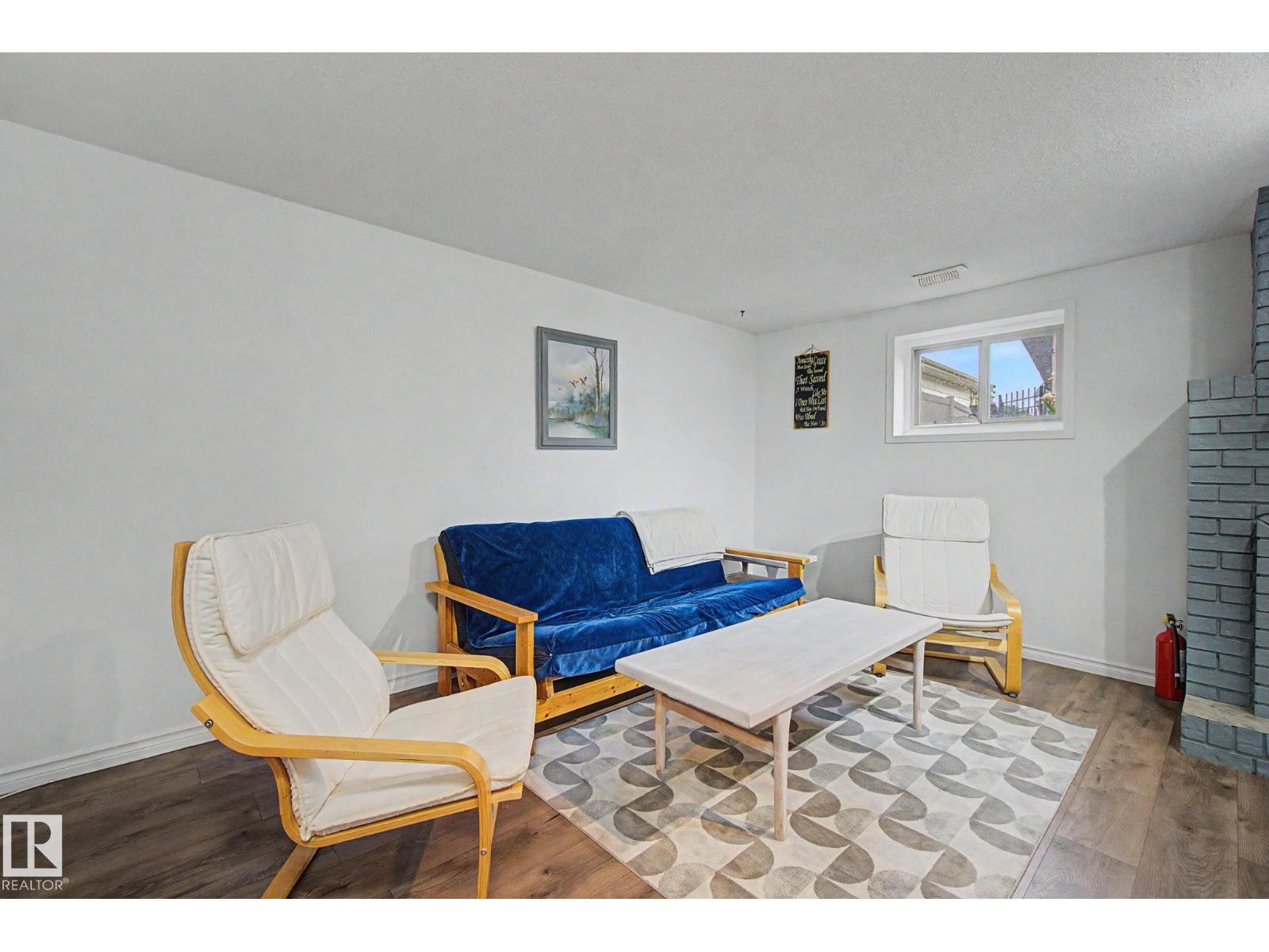 3706 41 AV NW - 27