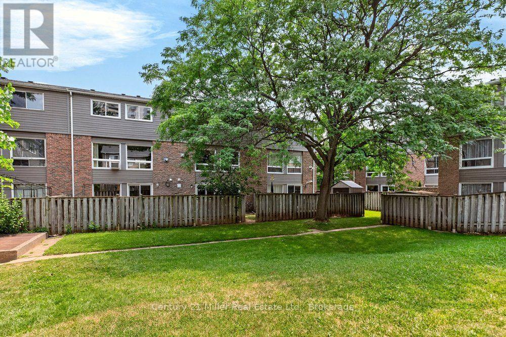 #69 2050 UPPER MIDDLE ROAD - 4