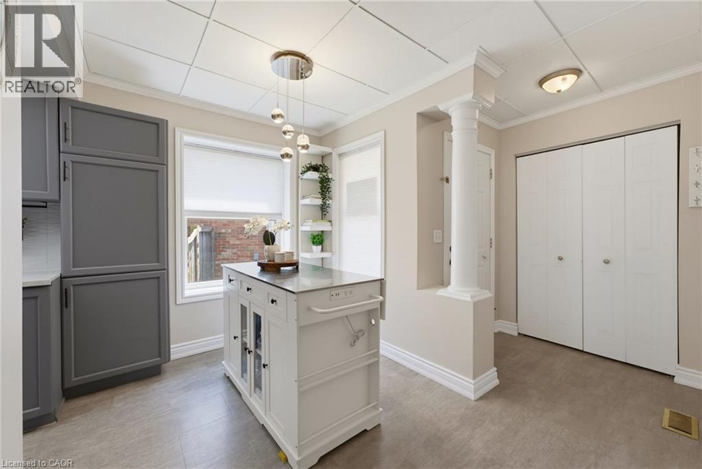 520 MAYFLOWER Street - 5