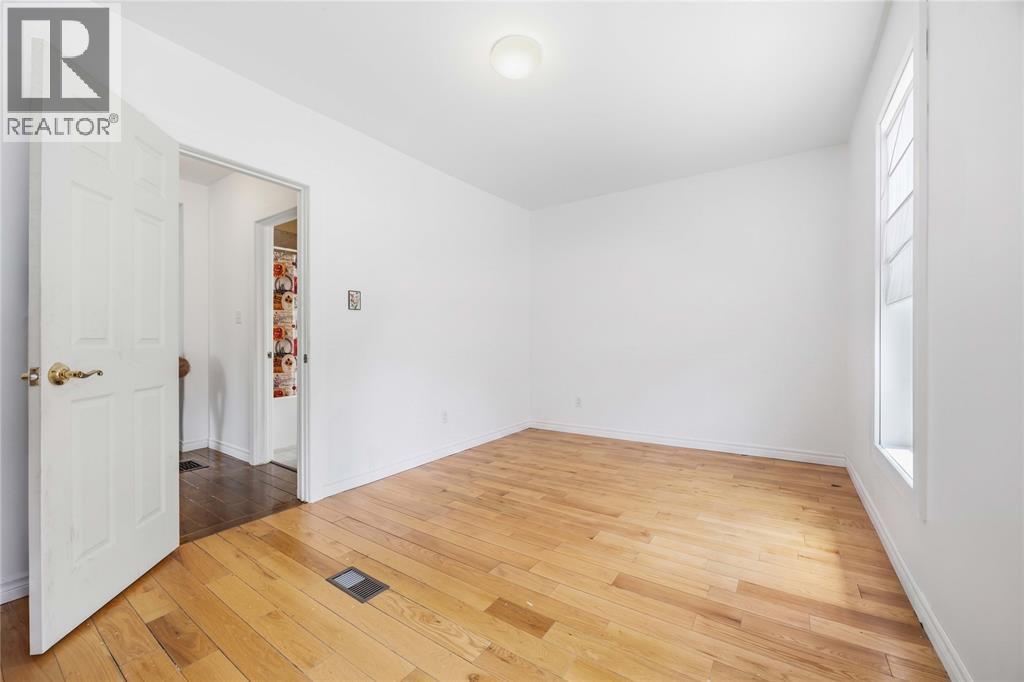 136 DURAND STREET - 19