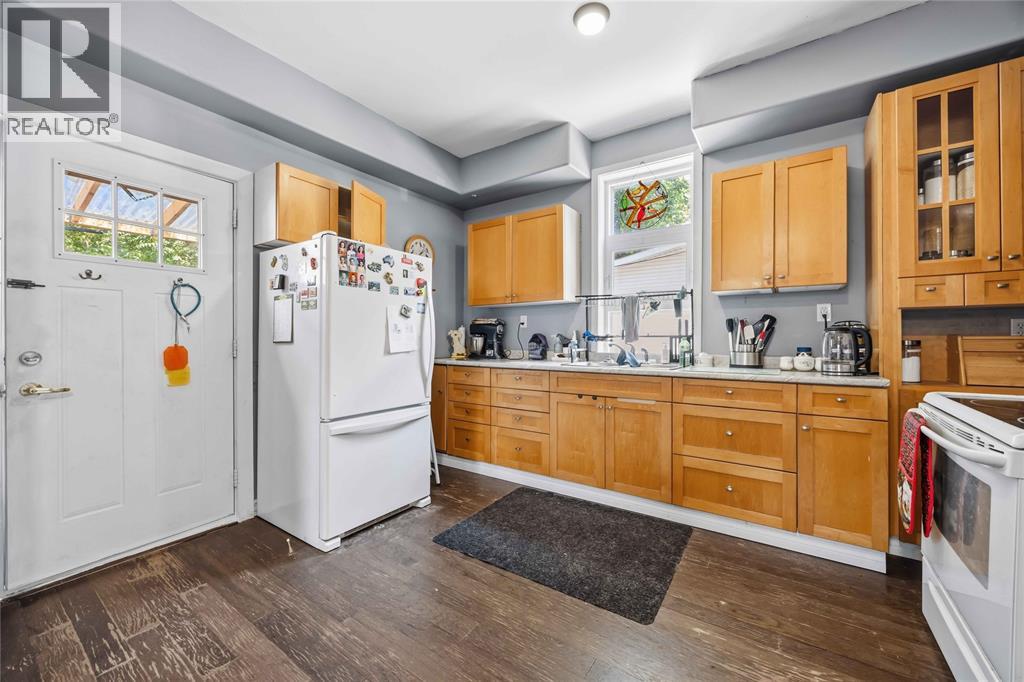 136 DURAND STREET - 12