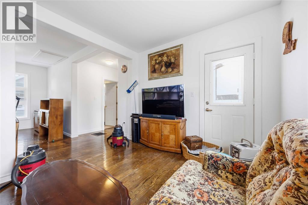 136 DURAND STREET - 26