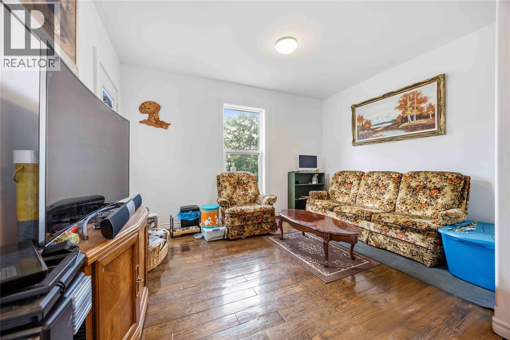 136 DURAND STREET - 24