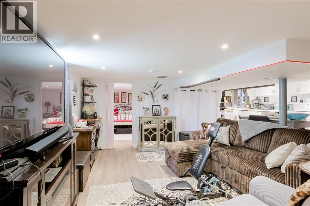 3612 KING - 31