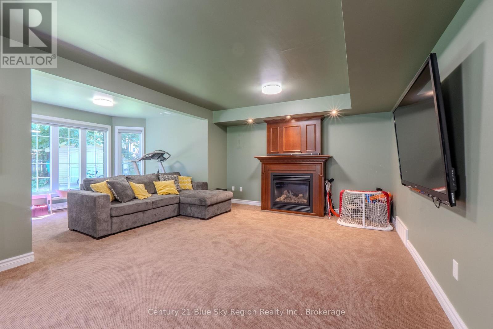 21 STONE MANOR DRIVE - Image 37