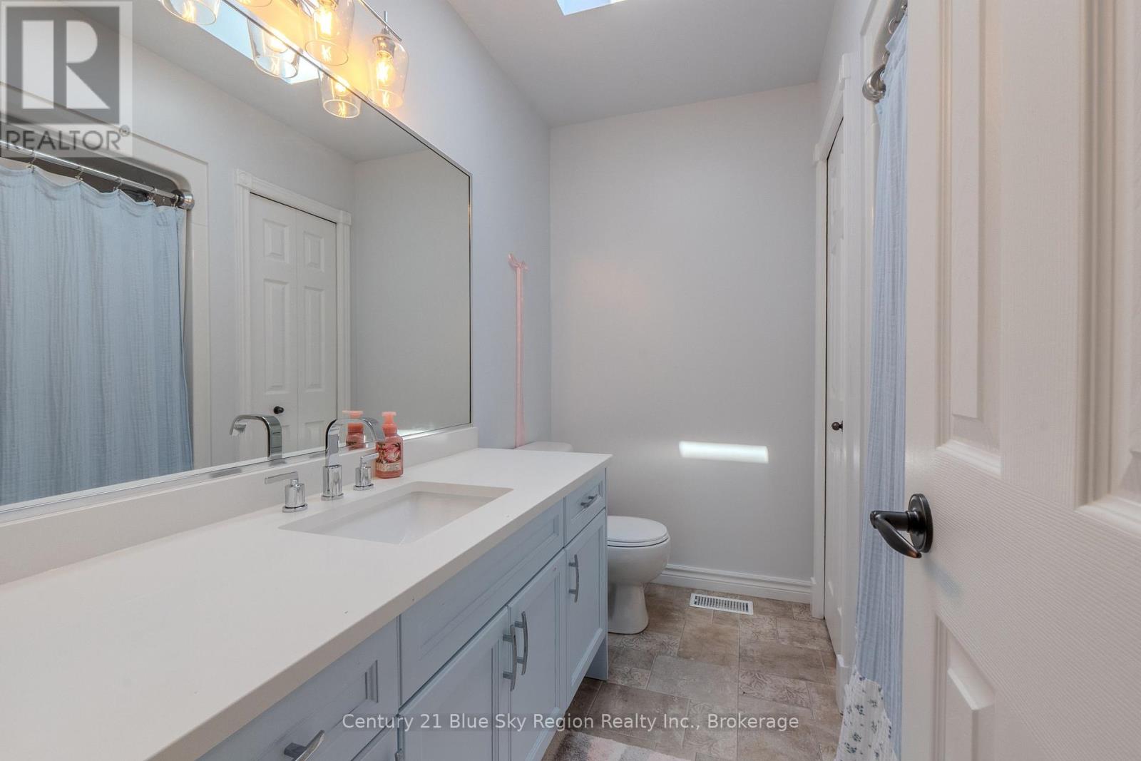 21 STONE MANOR DRIVE - Image 36