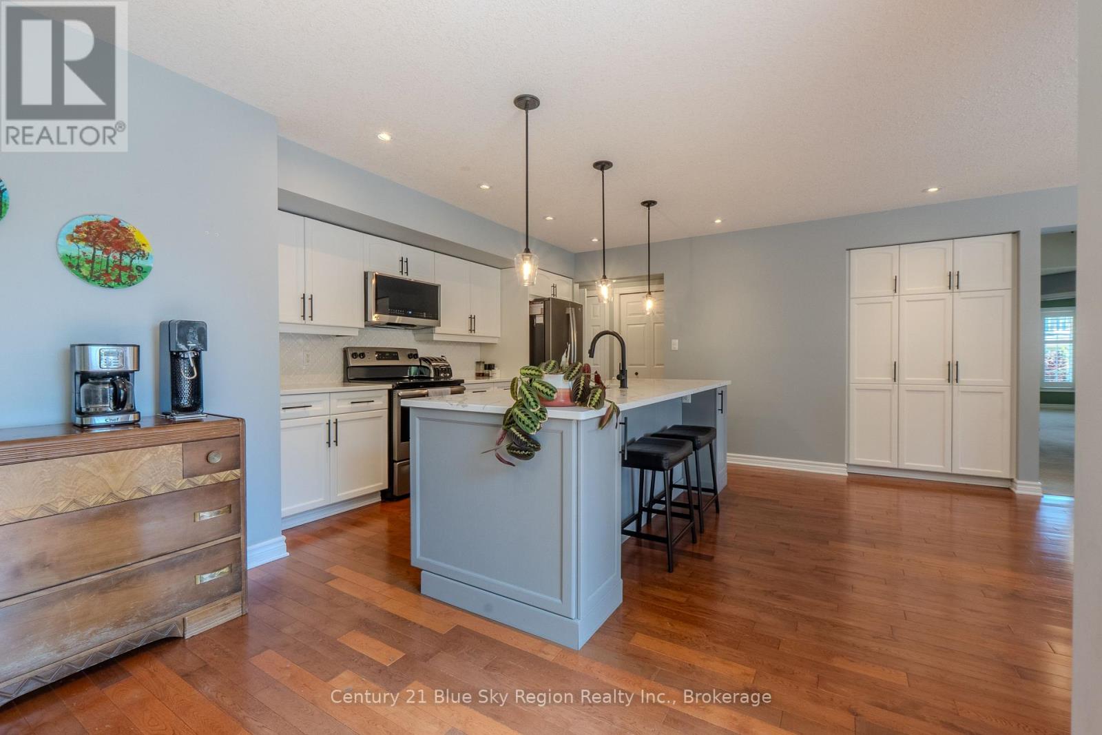 21 STONE MANOR DRIVE - Image 9