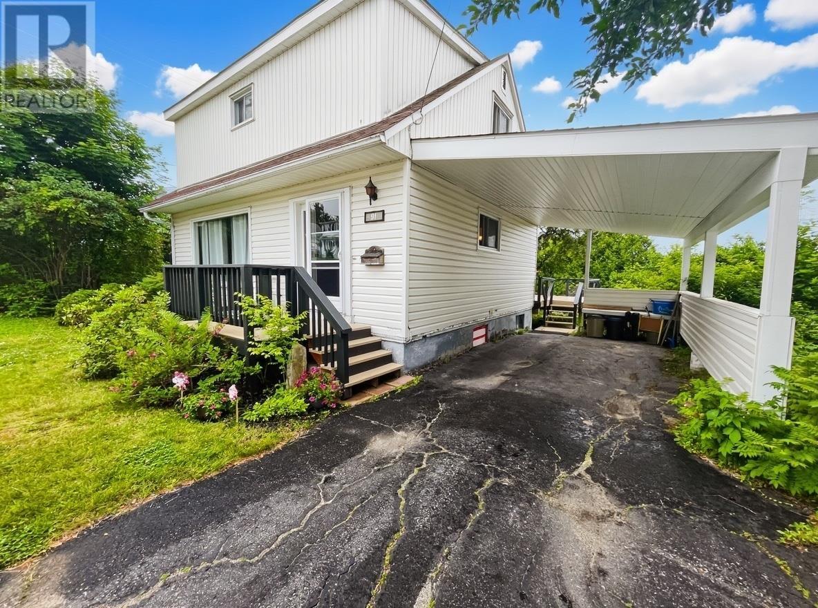 91 Spruce AVE - 9