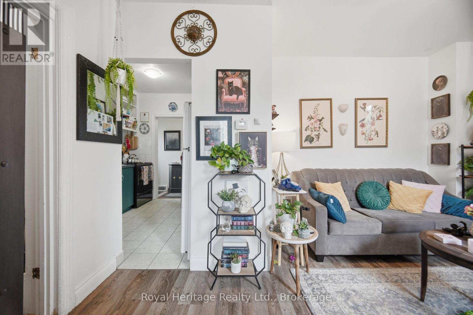 117 NELSON STREET - 36
