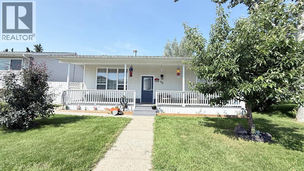 90 4 Street E - Image 3