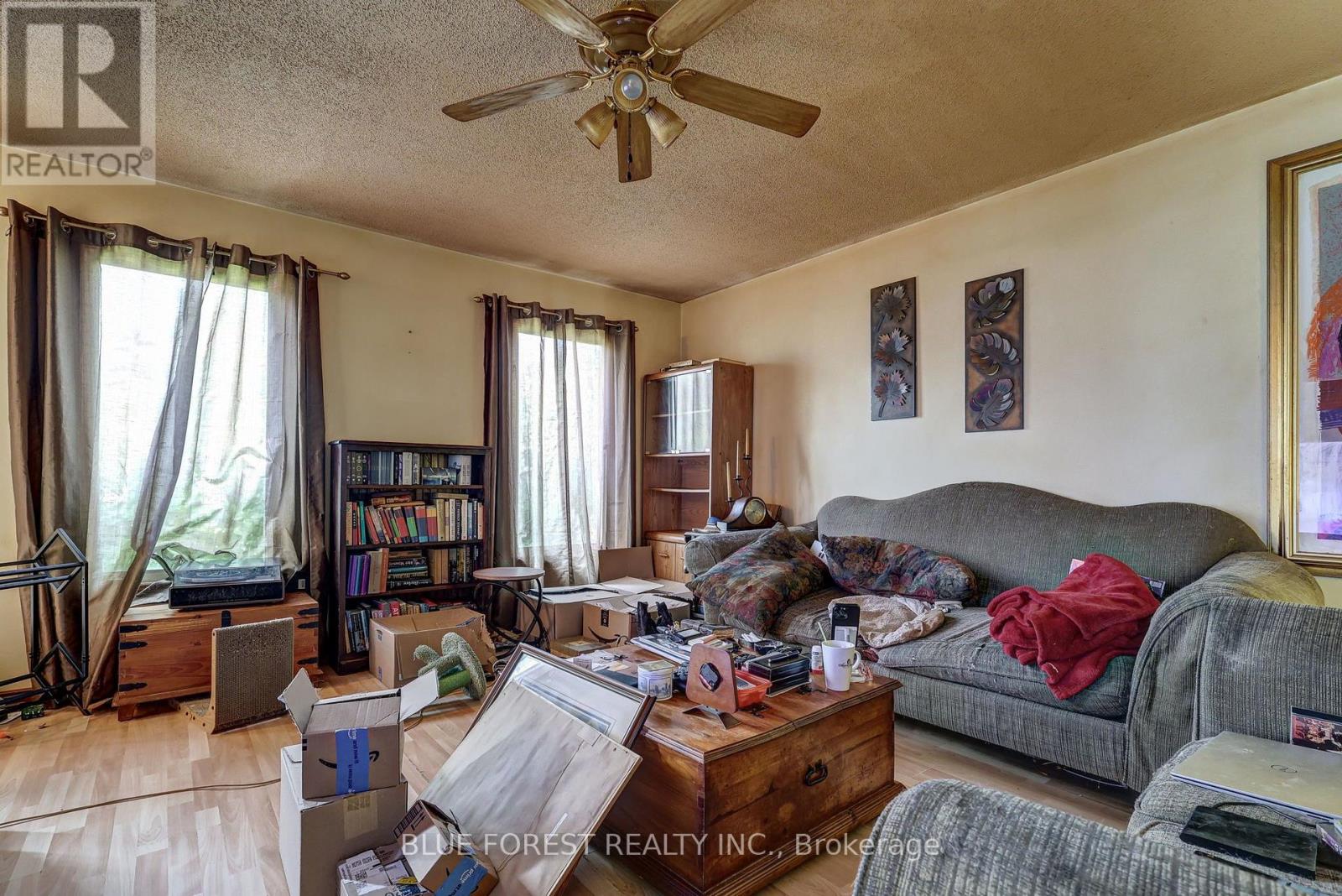 37 MELANIE DRIVE - 12