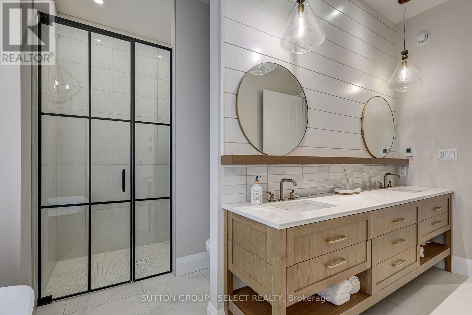 2397 MEADOWLANDS WAY - 6
