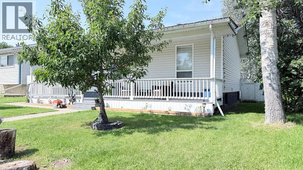 90 4 Street E - Image 43