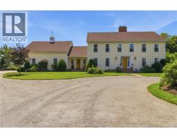 916 Riverside Drive, photo 2
