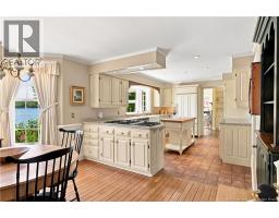 916 Riverside Drive, photo 12