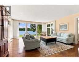 916 Riverside Drive, photo 16