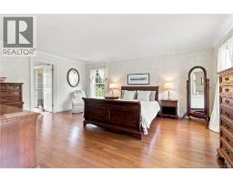 916 Riverside Drive, photo 24