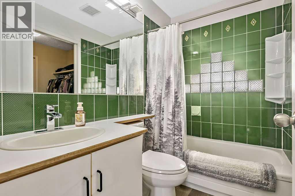 52 Hunters Crescent - 16