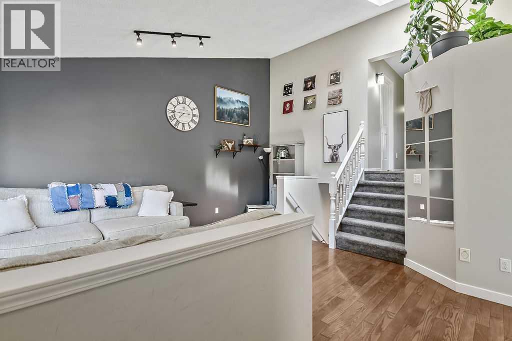 52 Hunters Crescent - 4
