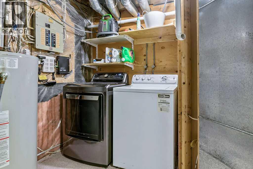 52 Hunters Crescent - 30