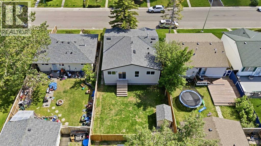 131 Fallswater Road NE - 34