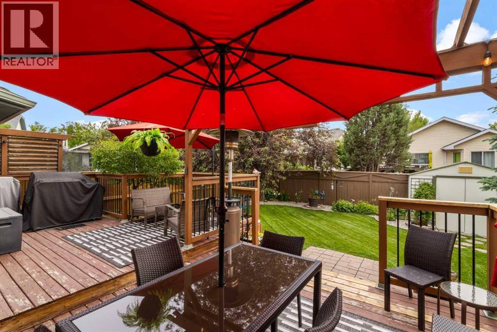 217 Douglas Glen Close SE - 34
