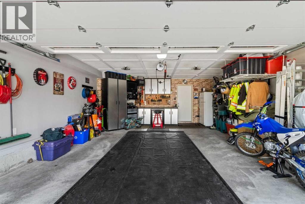 217 Douglas Glen Close SE - 31