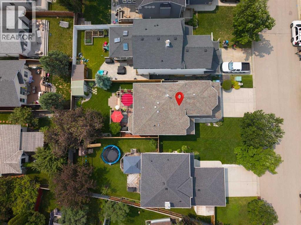 217 Douglas Glen Close SE - 40
