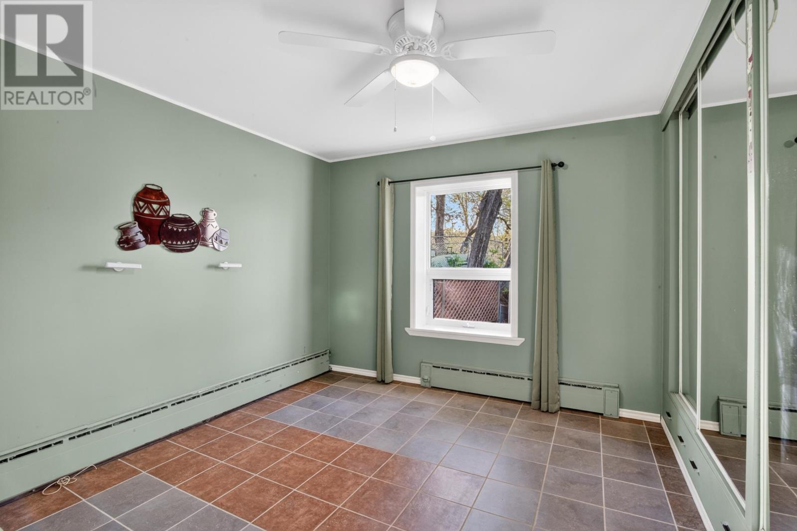 8 Minnesota Street - 22