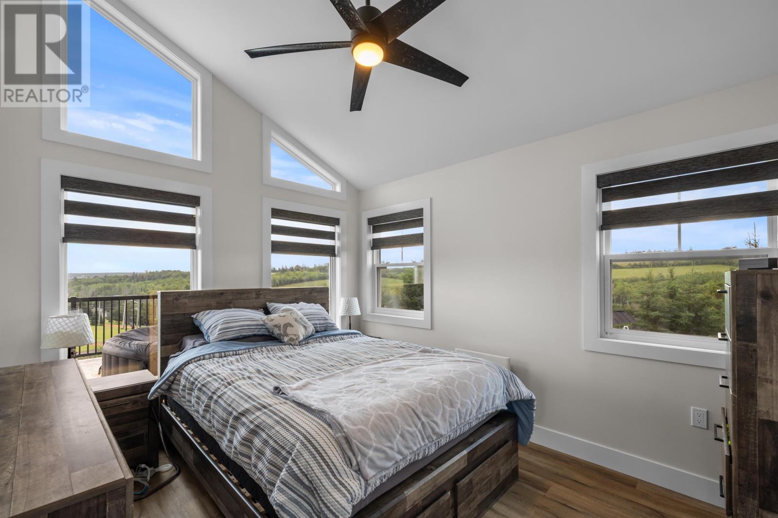 31 Hilltop Court - 43