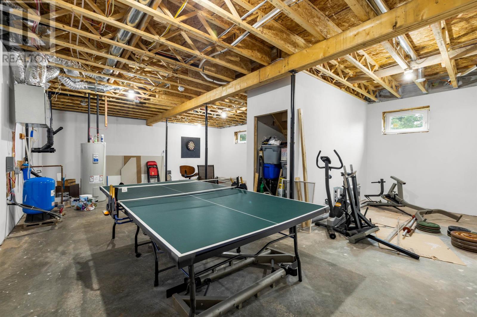 31 Hilltop Court - 45