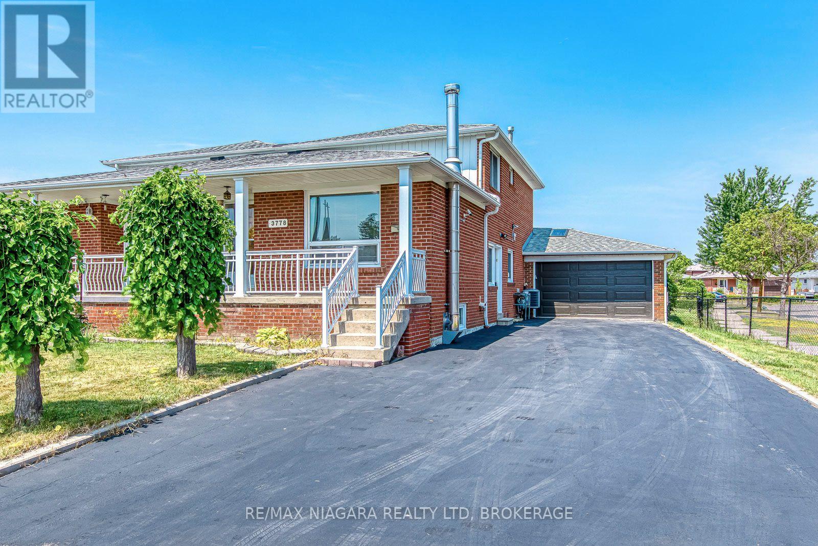 Photo of 3778 Corliss Crescent