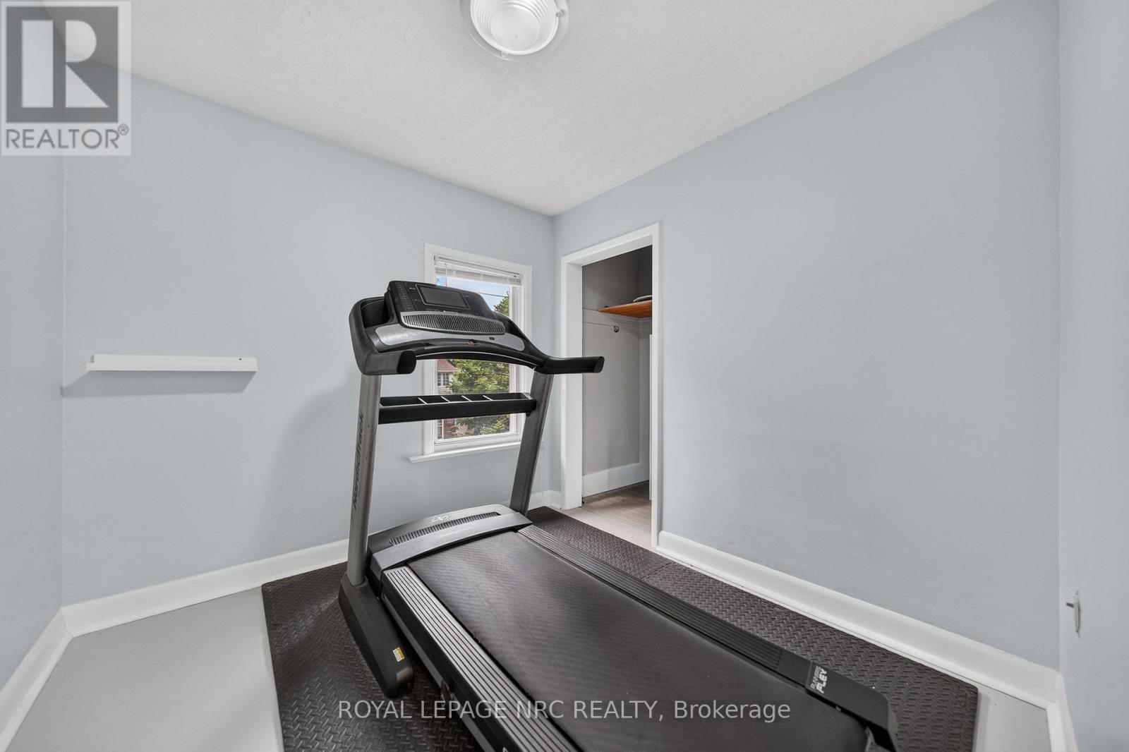 88 CHAPLIN AVENUE - 23