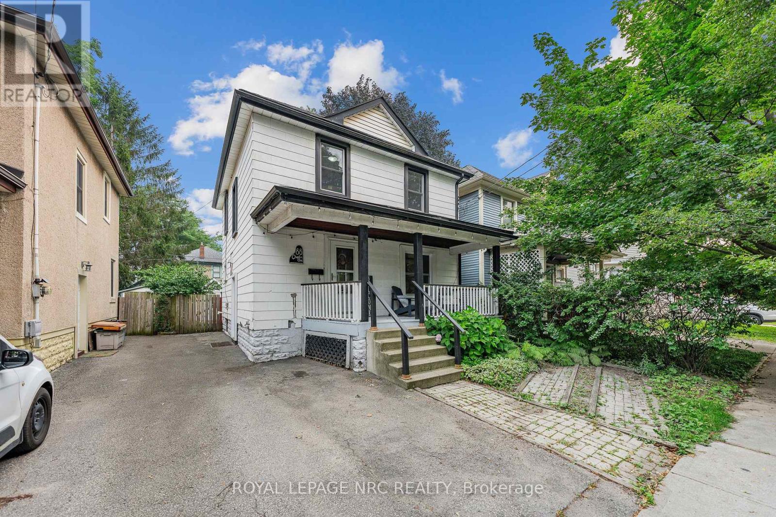 88 CHAPLIN AVENUE - 3