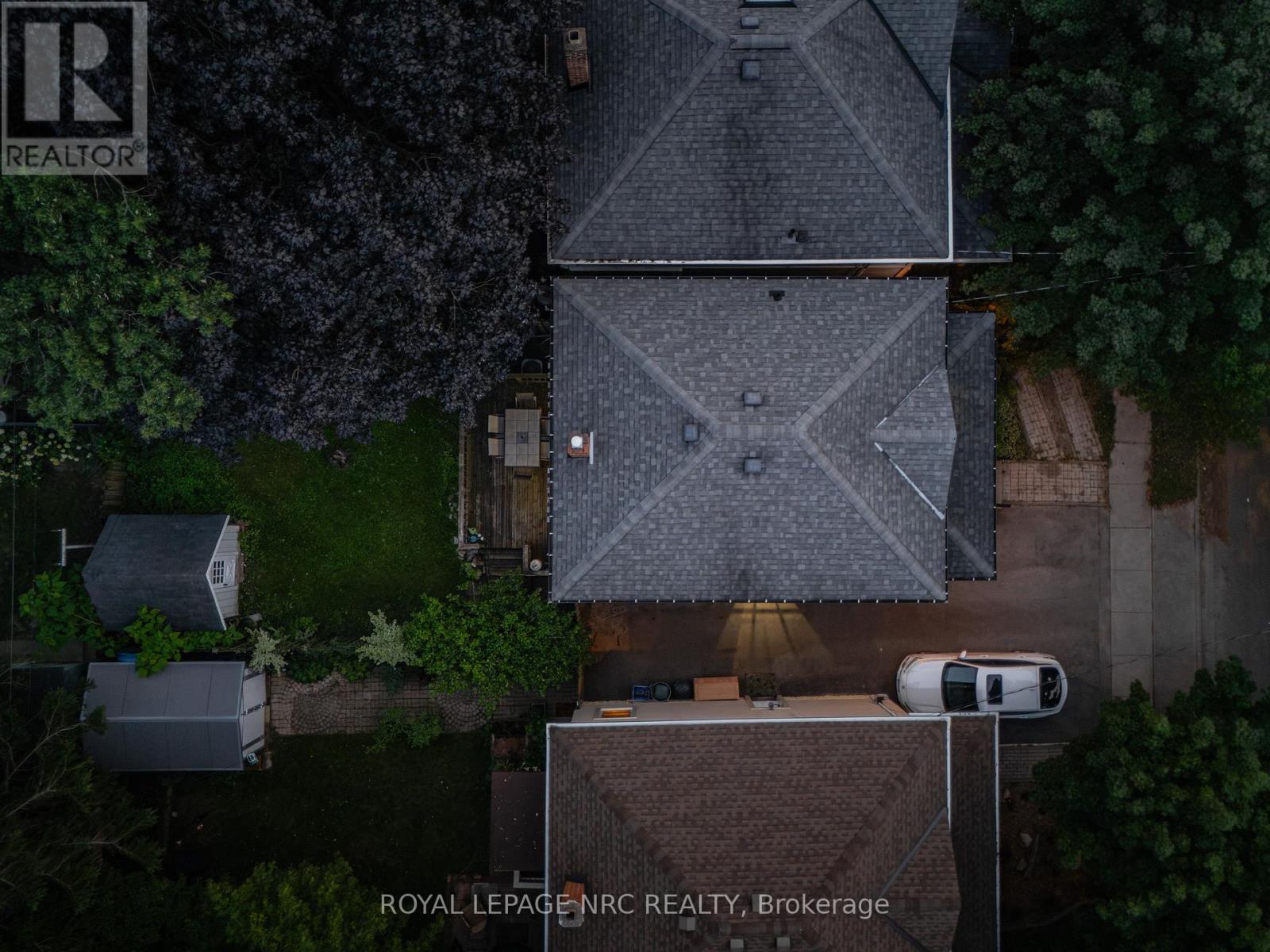 88 CHAPLIN AVENUE - 36
