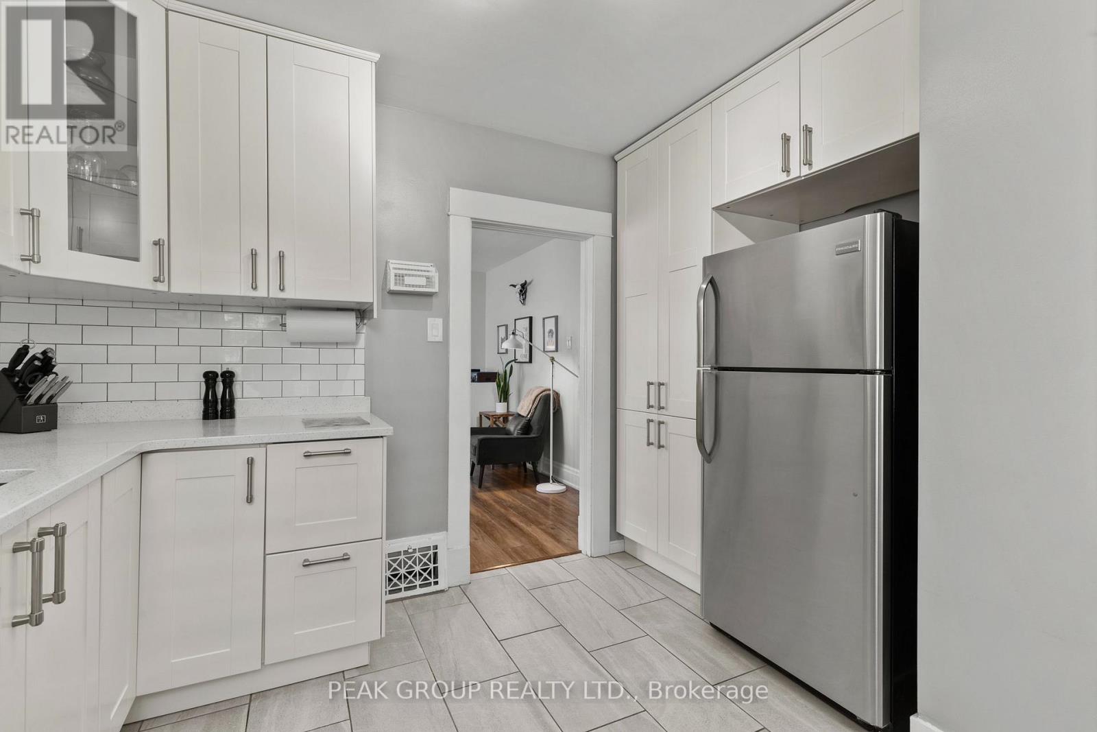 44 RICHMOND AVENUE - Image 14