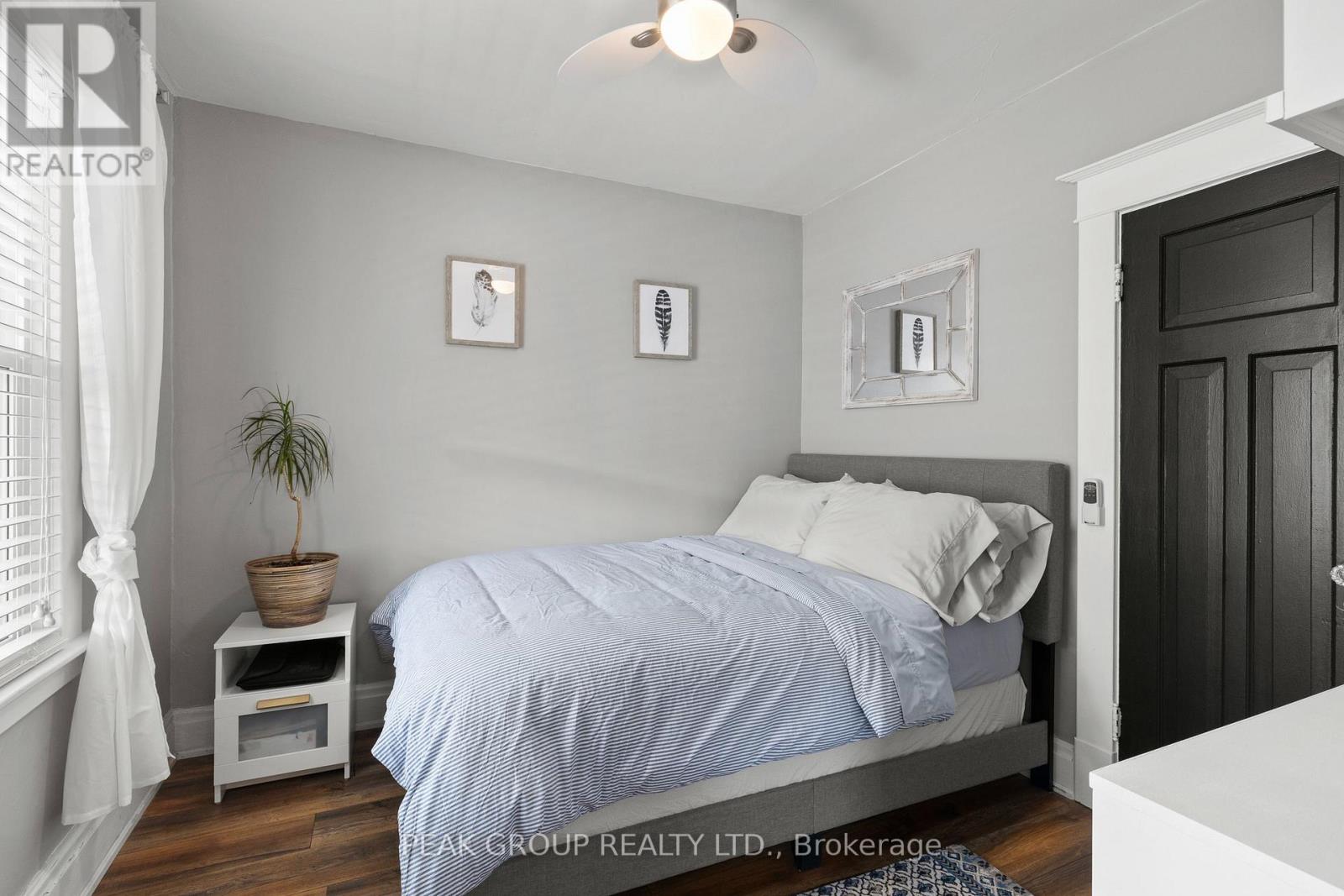 44 RICHMOND AVENUE - 15